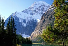 黑白体育：[摔跤]再添两铜 中国摔跤队圆满收官.